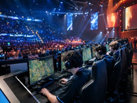 Popular Esports Games to Bet On – CS2, LoL, Dota 2 & Valorant